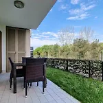 Villaggio Evanike Apartament