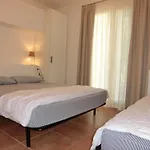 Villaggio Evanike Apartament *