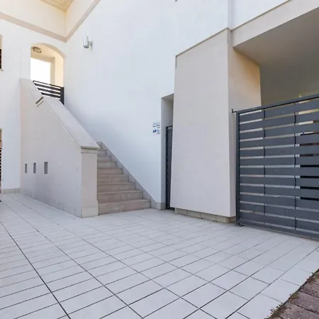 Apartment Villaggio Evanike
