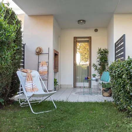 Appartement Villaggio Evanike