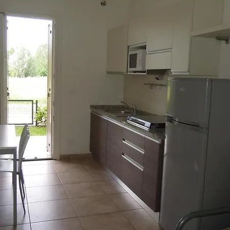 아파트 Villaggio Evanike *